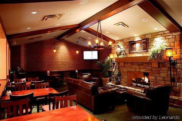 The Clover Hotel, Ascend Collection South Bend